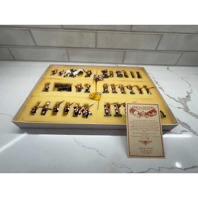 1990s King & Country Seaforths Painted Lead Soldier Set For Sale - Image 11 of 17