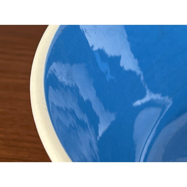 Mid-Century Minimalist Ceramic Fruit Bowl, 1960s For Sale - Image 4 of 12