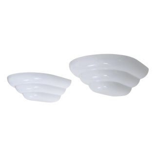 Art Deco Style Wall Lights in White Lacquered Metal, 1980s, Set of 2 For Sale
