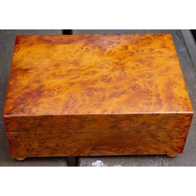 Mid 20th Century Swiss Mechanical Russian Olive Burl Wood Walnut Music and Trinket Box For Sale - Image 5 of 6