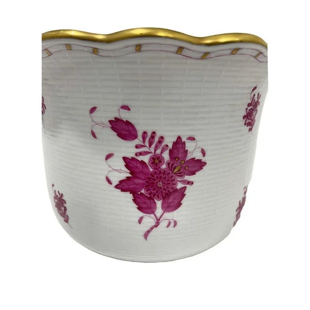 Porcelain Bouquet Apponyi Purple Cachepot from Herend, Hungary, 1960s For Sale - Image 3 of 7