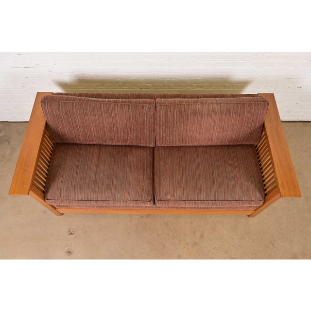 Stickley Mission Oak Arts and Crafts Spindle Sleeper Sofa For Sale In South Bend - Image 6 of 18