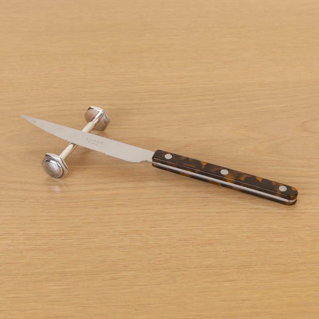 Beautiful set of 12 vintage silver plate knife rests from France, 1930s. Angular design and delicate details. Original...