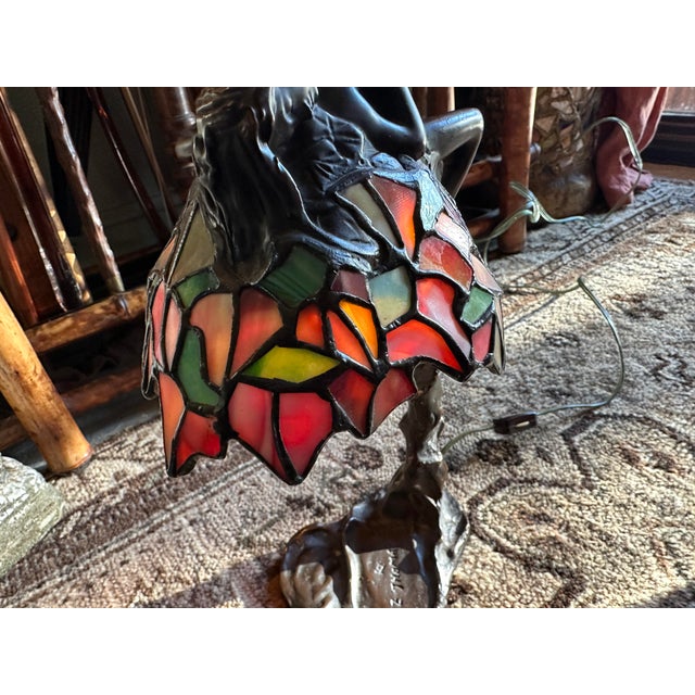Art Nouveau Antique Art Nouveau E. Thomasson “Daphne” Bronze Figural Table Lamp – Art Nouveau Lady W/ Stained Glass Shade For Sale - Image 3 of 12
