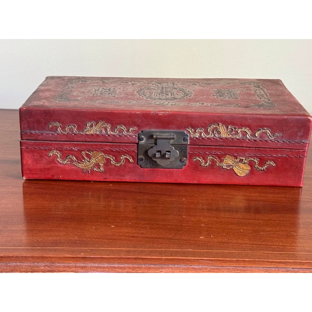 Antique Late Qing–Early Republic Chinese Red Leather Wedding Box With Double Happiness Motif, C. 1900 For Sale - Image 4 of 12