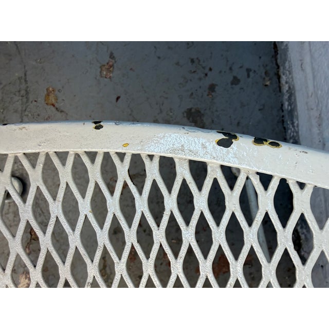 Mid 20th Century Pair of Italian White Metal Clamshell Outdoor Chairs by Tempestini, Attributed For Sale - Image 11 of 14