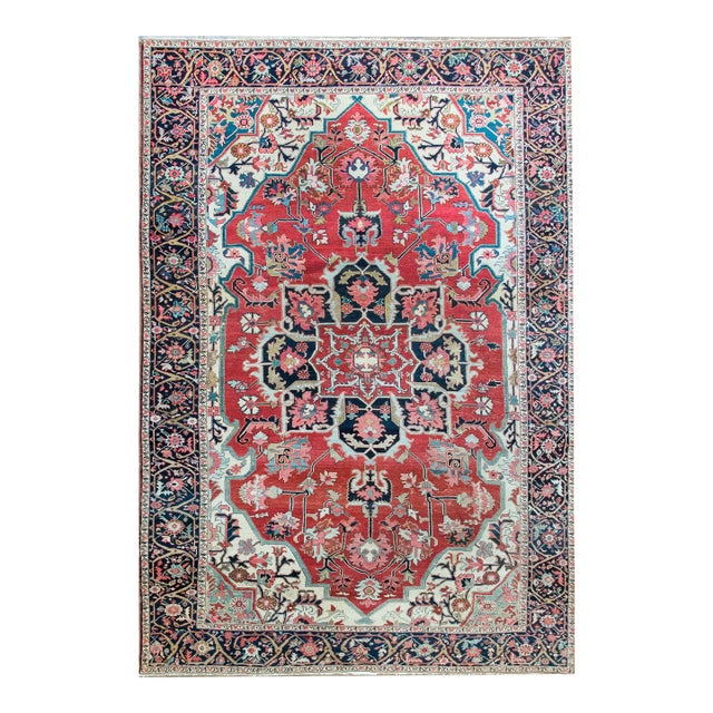 Late 19th Century Persian Serapi Rug For Sale