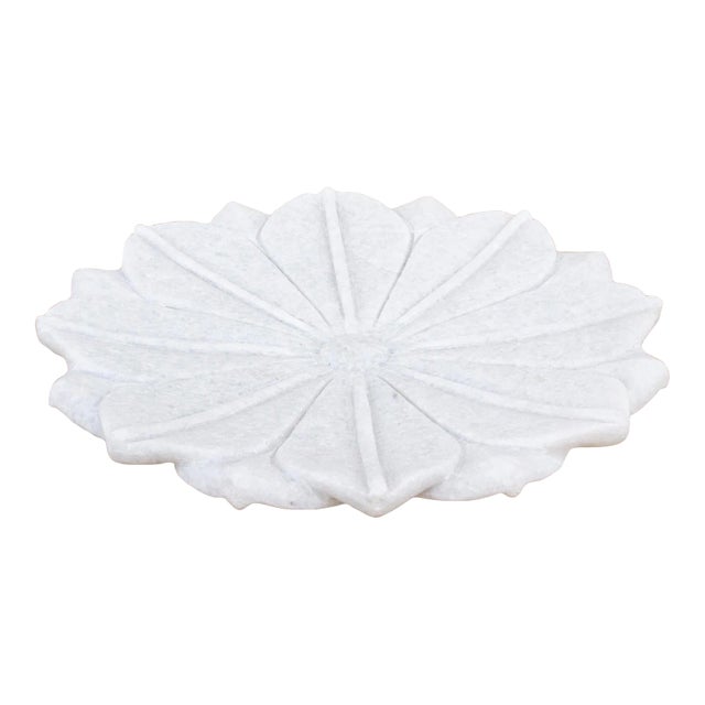 Large Artisanal Marble Flower Plate For Sale