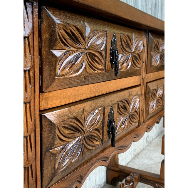 Wood Early 20th Century Century Catalan Spanish Carved Walnut Console Table For Sale - Image 7 of 13