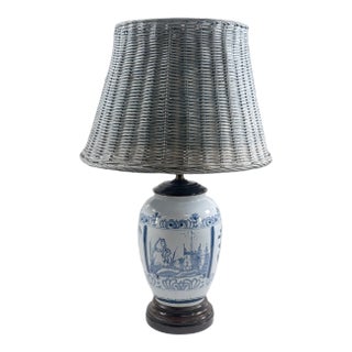 Williamsburg Blue and White Tabacco Jar Table Lamp For Sale