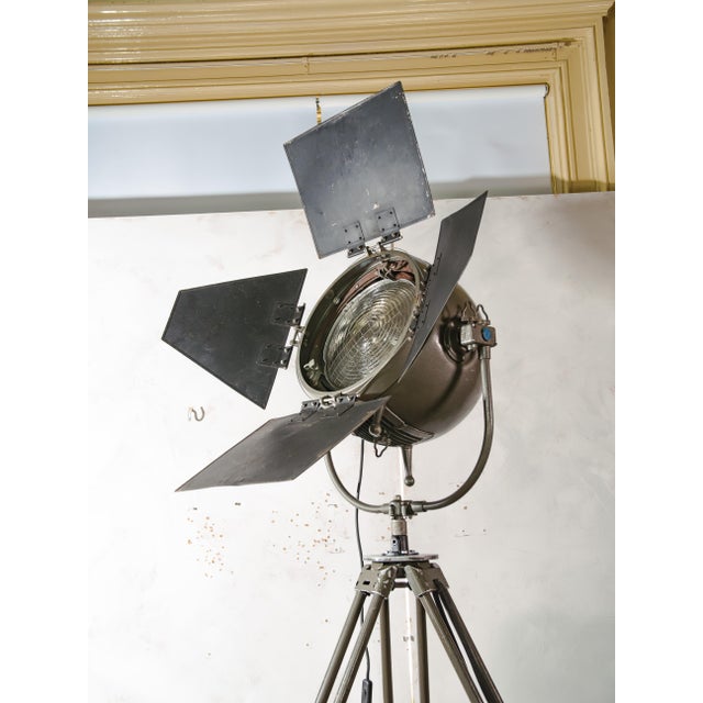 Fiberglass Film Studio Spotlight Floor Lamp from Mole-Richardson, England, 1950s For Sale - Image 9 of 18