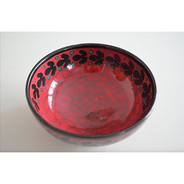 Very rare Art Nouveau ceramic bowl, designed by Christian Neureuther for the Wächtersbach Art Department. - Light-colored...