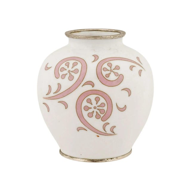 Japanese Japanese Cloisonne Enamel Vase Ando School Pink White Minimalist For Sale - Image 3 of 7