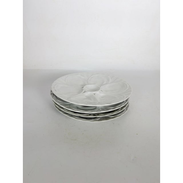 Set of 4 Majolica Plates in White Ceramic, France, 1980s, Set of 4 For Sale - Image 12 of 13