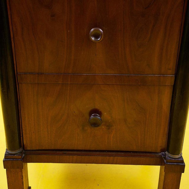 Discover the timeless elegance of this designer cabinet, featuring a refined style that combines functionality and beauty....