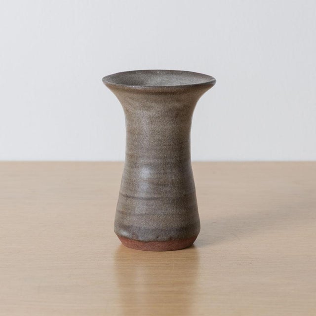 1960s Japanese Bizen-Style Stoneware Vase For Sale - Image 4 of 8