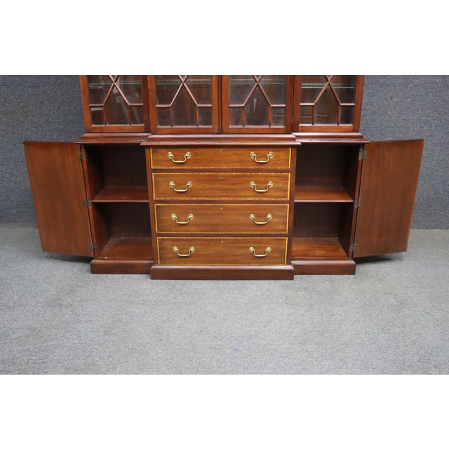 Henkel Harris Virginia Galleries Genuine Mahogany Two-Piece Breakfront China Cabinet For Sale - Image 12 of 17