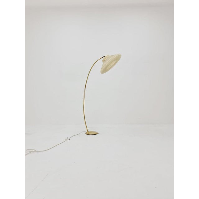 Mid-Century German Brass Arc Floor Flex Lamp from München Werkstätten, 1960s For Sale - Image 3 of 11
