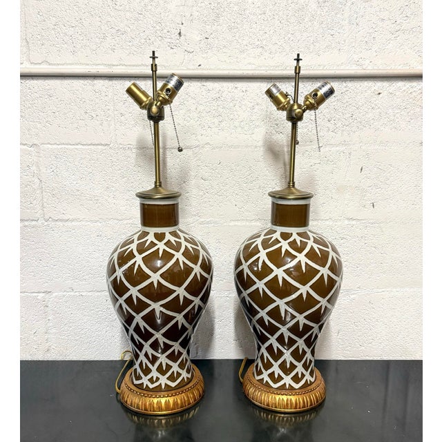 Late 20th Century Late 20th Century Bunny Williams “Chicken Feather” Table Lamp - Pair For Sale - Image 5 of 6