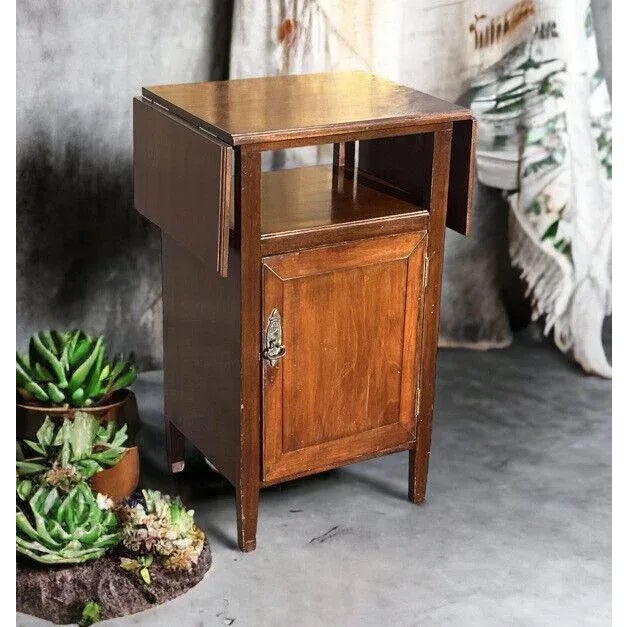Edwardian Bedside Cabinet in Mahogany with Fold Out Flaps For Sale - Image 10 of 10