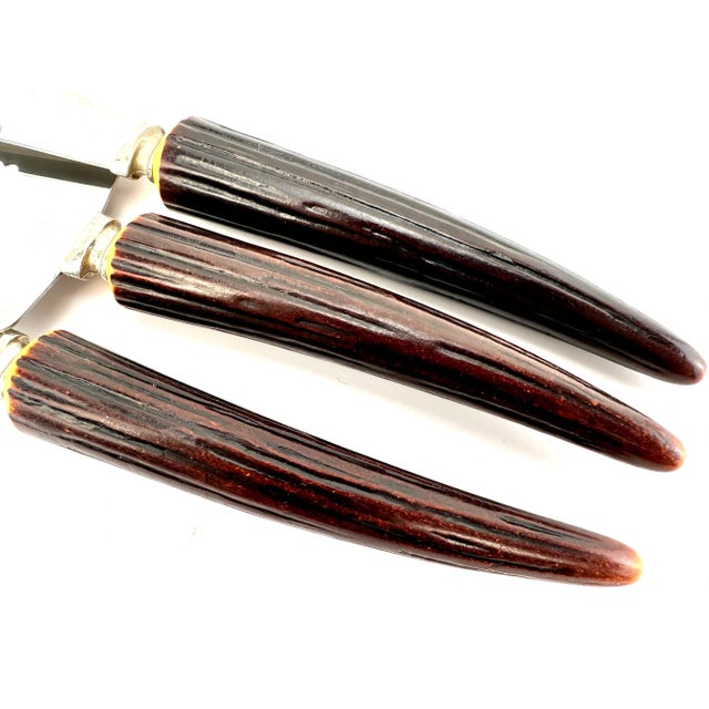 When we entertain it is all in the details! This beautiful vintage stainless steel bakelite serving set is the perfect...