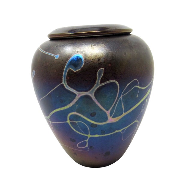 Robert Held Iridescent Glass Vase: Signed 1990s - Art Nouveau Style For Sale - Image 4 of 9