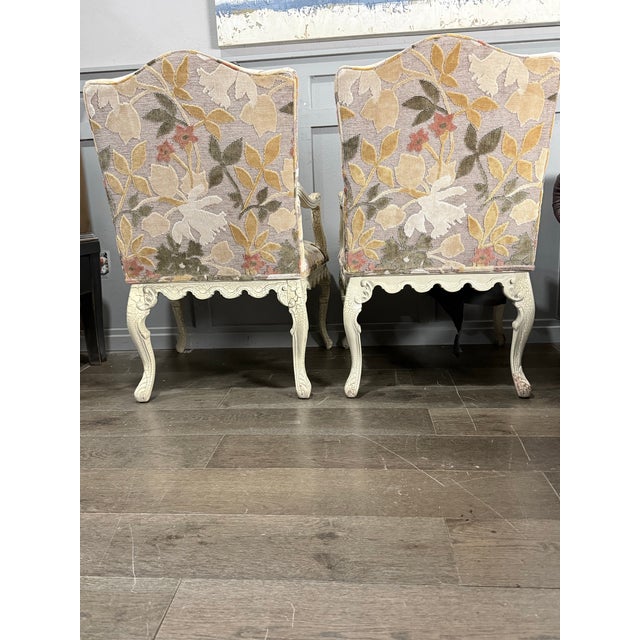 Ivory Vintage Louis XV Style French Provincial Lounge Chairs & Ottomans – Shelby Williams Cabriole Leg Set of 4 For Sale - Image 8 of 12