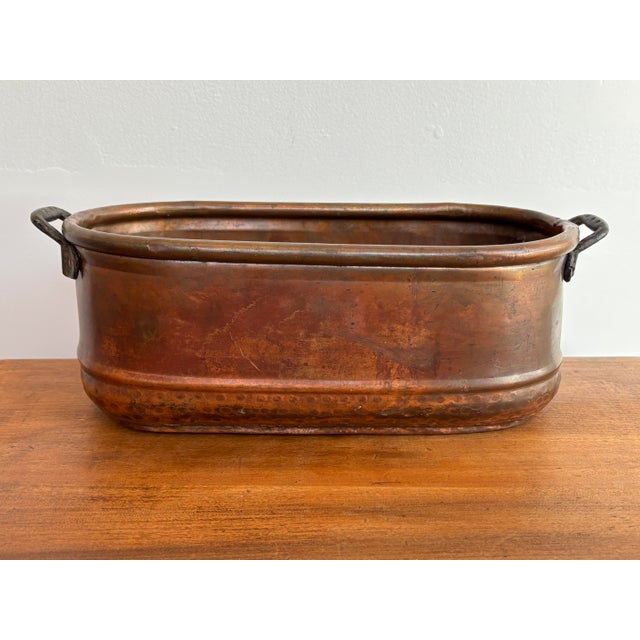 Mid 20th Century Long Rustic Copper Planter Cachepot With Handles For Sale - Image 5 of 9