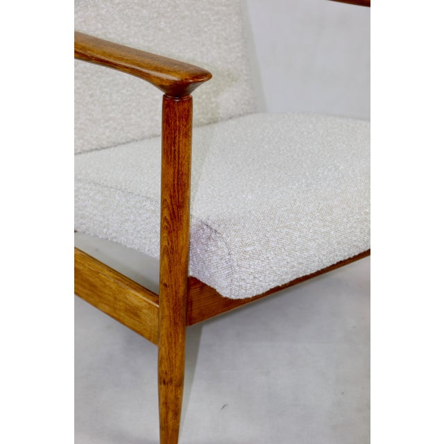 Industrial GFM-142 Chair in White Ivory Boucle by Edmund Homa, 1970s For Sale - Image 3 of 12
