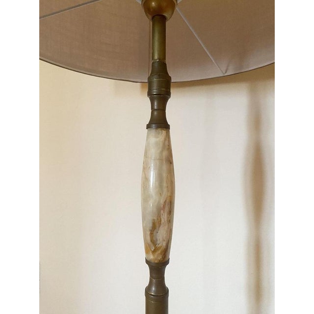 Floor Lamp in Green Alabaster, 1950s For Sale - Image 4 of 16