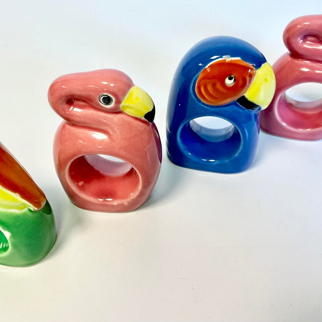 1980s Vintage Coastal Boho Chic Tropical Birds Ceramic Napkin Rings - Set of 5. For Sale - Image 9 of 10