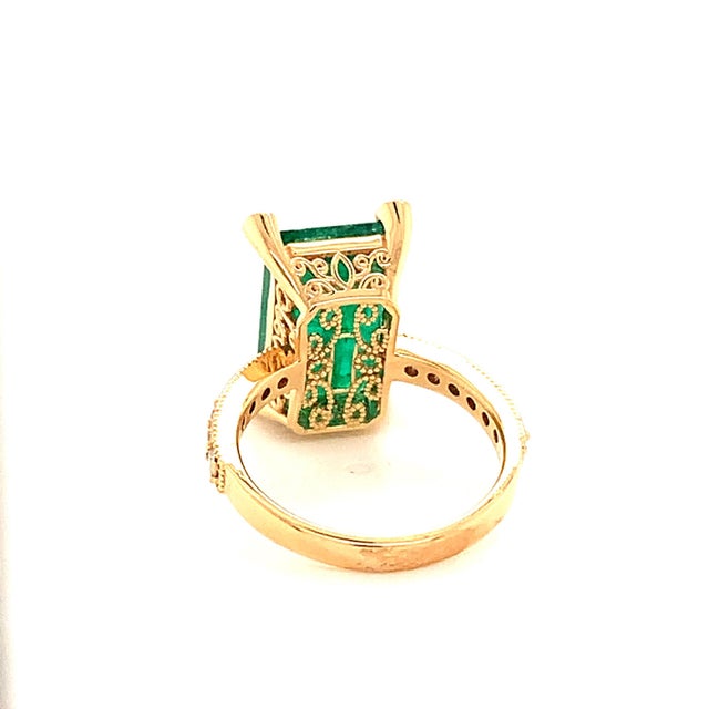 Natural Emerald Diamond Ring 14k Gold 4.37 TCW GIA Certified For Sale In New York - Image 6 of 15
