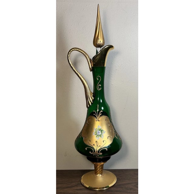Vintage Venetian Tre Fuochi Gilded Emerald Green Glass Decanter and 5 Goblets For Sale In New Orleans - Image 6 of 10