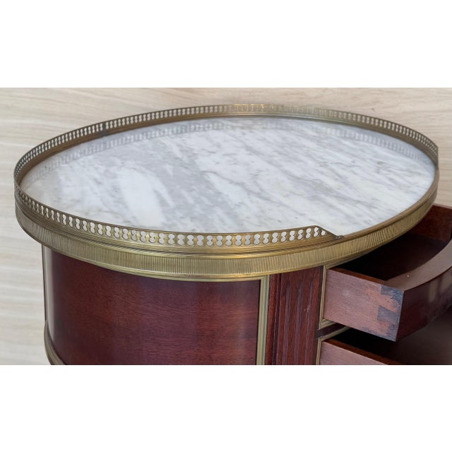 Early 20th Century Pair of Louis XV Oval Bouillotte Shape Nightstands with Drawers and Low Shelve For Sale - Image 12 of 18