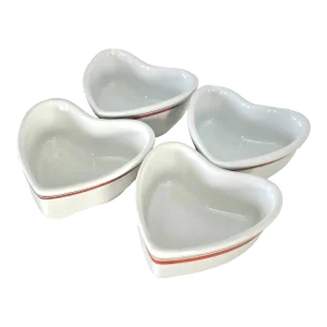 Set of Four Porcelaine D’Auteuil Jacques Lobjoie Heart Bowls, 3.75"