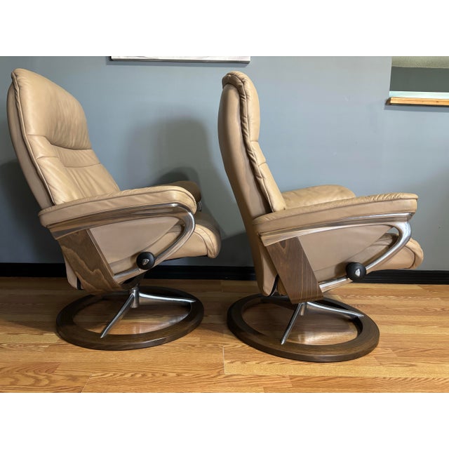 Modern Ekornes Stressless Recliners (Norwegian Luxury)” For Sale - Image 3 of 12