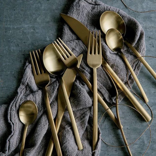 Made in Italy with the highest quality of 18/10 stainless steel, 4,0 mm thick, very durable, ergonomic. Knives have double...