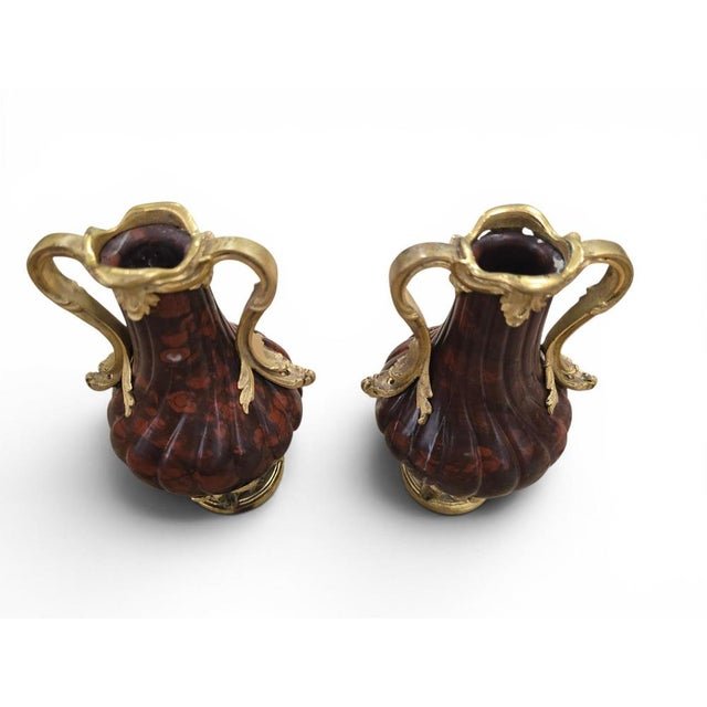 French Turned Red Marble Vases with Gilt Bronze Mounts, 1800, Set of 2 For Sale - Image 4 of 11