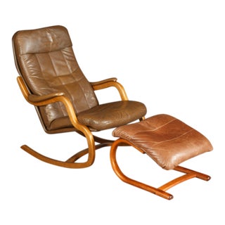 Mid-Century Danish Lounge Chair With Ottoman and Leather Cushions For Sale