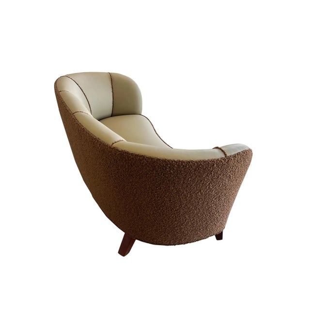 Mid-Century Modern 1940s Danish Banana Style Sofa in Taupe Leather and Chocolate Bouclé For Sale - Image 3 of 9