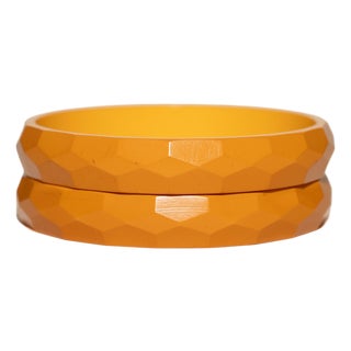 Vintage Art Deco Bakelite Diamond Faceted Bangle Bracelets, 1930's Set of 2 For Sale