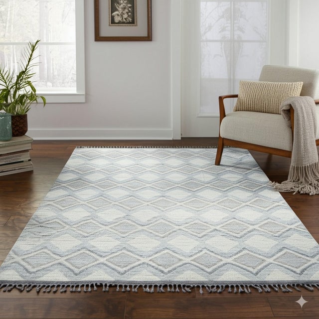 2020s Marrakech Alabaster Ivory Hand-Knotted Wool Rug Carpet, Geometric Design For Sale - Image 5 of 8