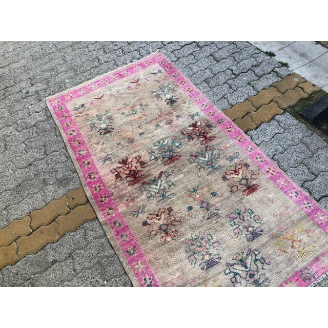 Turkish 1960s Vintage Pink Turkish Rug For Sale - Image 3 of 11