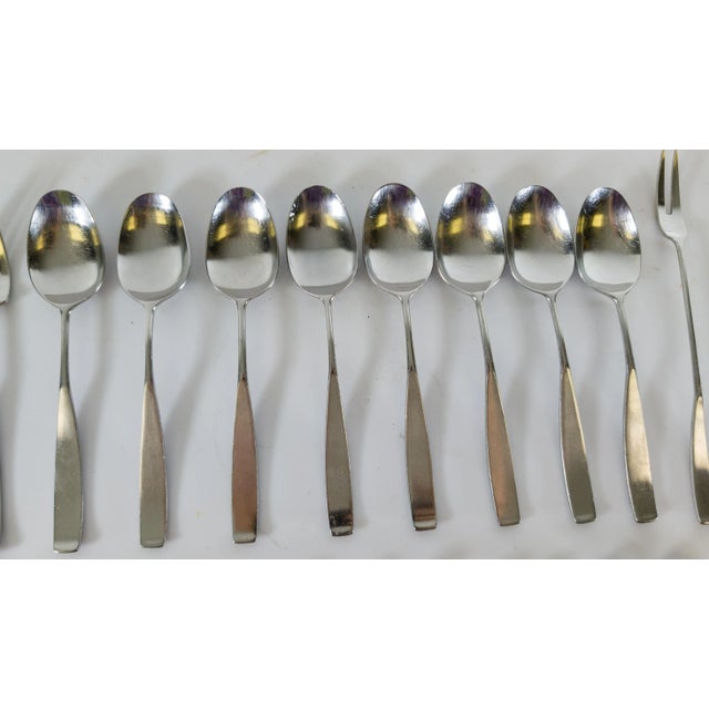 Metal Mid-Century Modern Stainless Flatware Set by Don Wallance for Lauffer Holland For Sale - Image 7 of 12