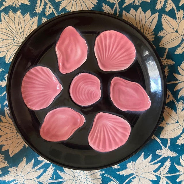 Vintage French Majolica Oyster Plates attributed to Elchinger, 1960s, Set of 6 For Sale - Image 4 of 12