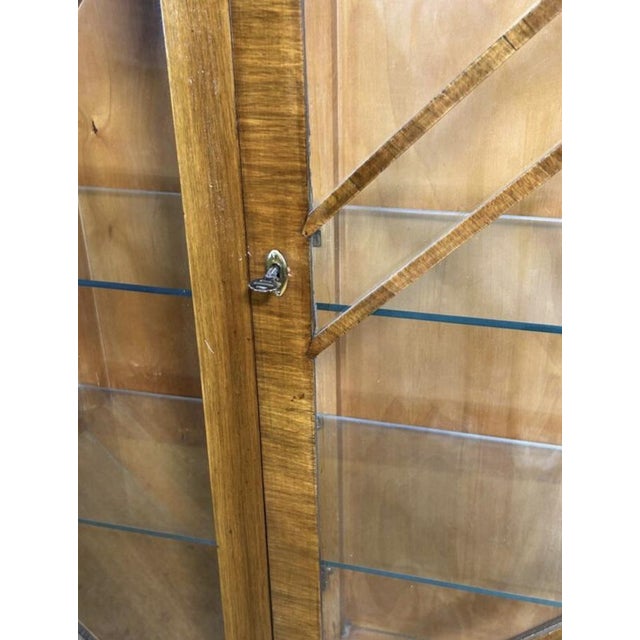 Art Deco Hexagonal Walnut Display Cabinet, 1920s-1930s For Sale - Image 4 of 10