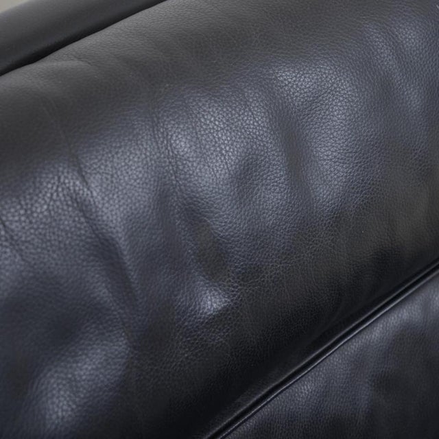 Animal Skin 2204 Wing Chair in Black Leather by Børge Mogensen, 2020 For Sale - Image 7 of 16