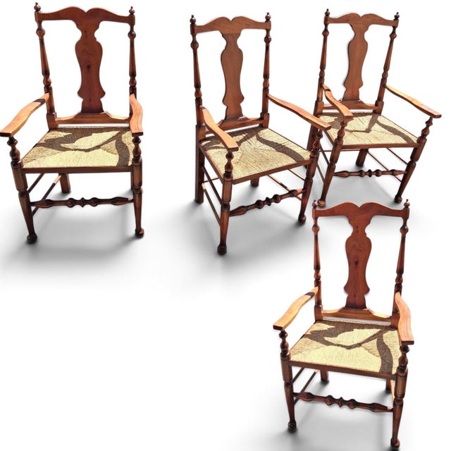 Timeless Elegance: 4 Antique Queen Anne Style Mahogany Armchairs Enhance your home with 4 stunning Queen Anne style...