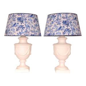 Vintage Table Lamps Traditional Blue and White Birds a Pair