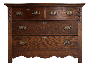 Antique Quarter-Sawn Oak Chest of Drawers With Serpentine Front